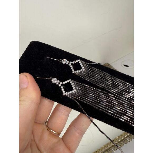 Vintage Dark Silvertone Tassle Dangle Earrings with Reinstones - Picture 5 of 9